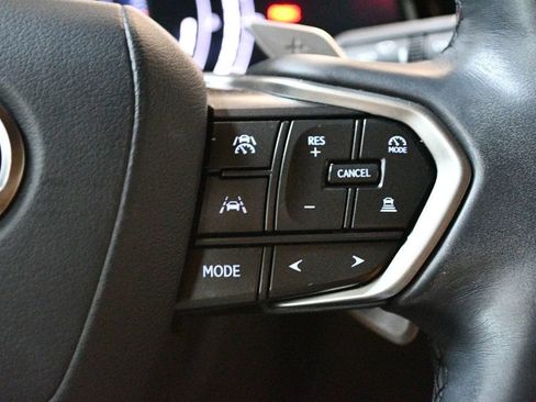 Used 2025 Lexus NX 250 FWD w/ Towing Package (2000 Lbs) image 37