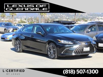 Certified 2022 Lexus ES 300h w/ Premium Package