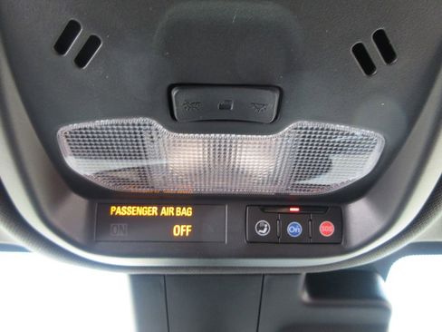 Certified 2024 Buick Envista Sport Touring w/ Convenience I Package FWD image 33
