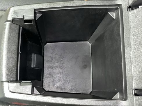 Used 2024 GMC Canyon AT4 w/ Technology Package image 26