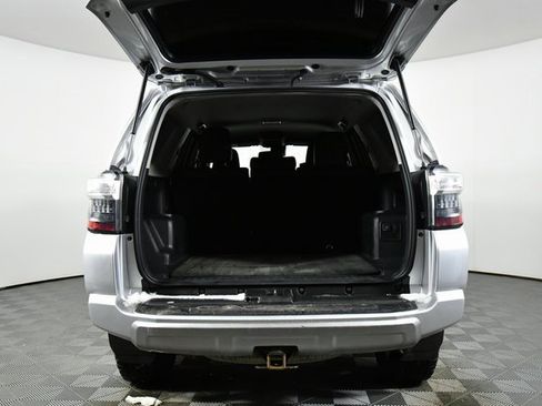 Used 2020 Toyota 4Runner TRD Off-Road Premium image 25