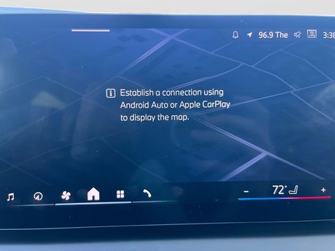 Certified 2025 BMW X3 xDrive30i w/ Premium Package image 17