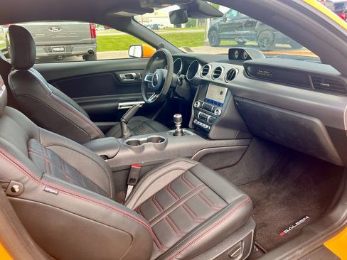 Used 2022 Ford Mustang GT w/ Equipment Group 301A RWD image 14