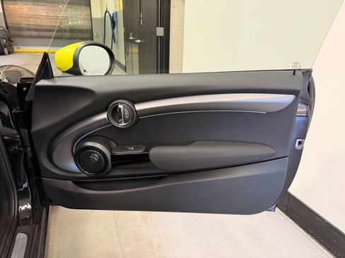 Certified 2024 MINI Cooper SE FWD image 22