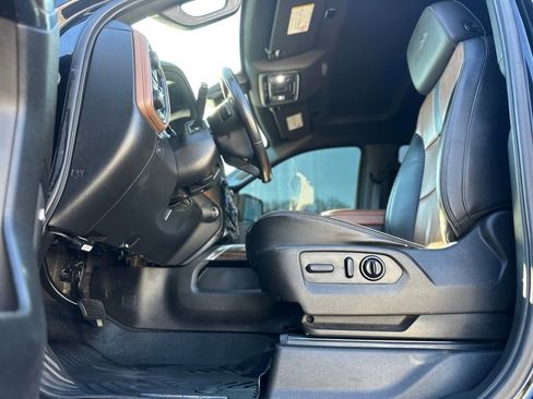 Used 2022 Chevrolet Silverado 3500 High Country w/ Z71 Off-Road Package image 20