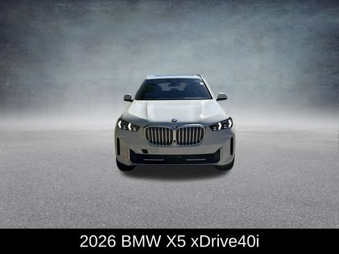 Used 2026 BMW X5 xDrive40i w/ Parking Assistance Package AWD/4WD image 3