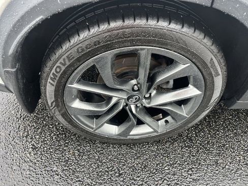 Used 2019 INFINITI QX50 Essential w/ Sensory Package image 24