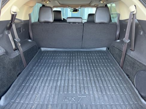 Used 2019 Lincoln MKT AWD image 56