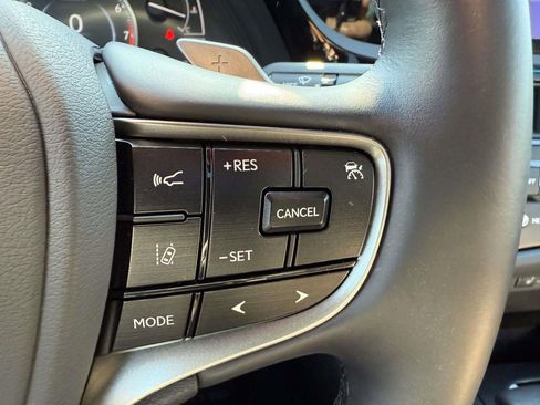 Used 2025 Lexus ES 350 w/ Premium Package FWD image 21