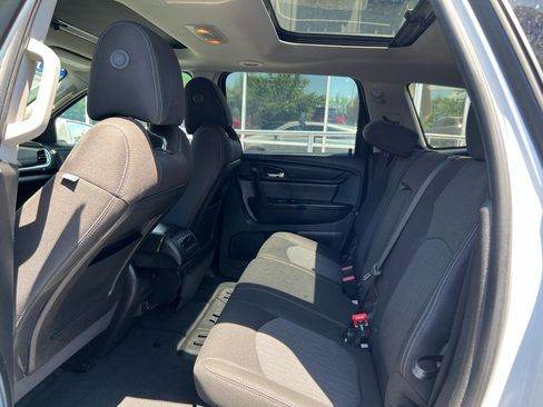 Used 2017 Chevrolet Traverse LT w/ LPO, 'HIT The Road' Package AWD/4WD image 12