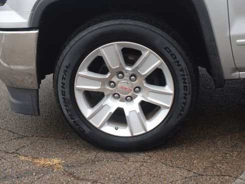 Used 2018 GMC Sierra 1500 SLE w/ SLE Value Package image 28