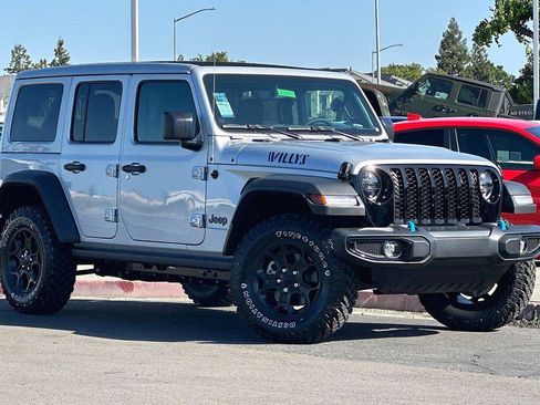 Used 2023 Jeep Wrangler Unlimited w/ Sun & Screen Package image 2