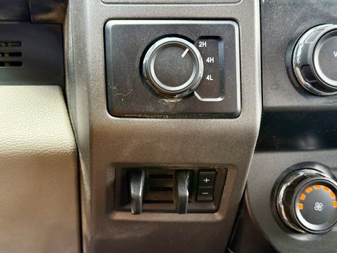 Used 2019 Ford F550 4x4 Crew Cab Super Duty image 40