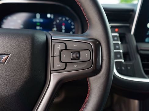 Used 2022 Chevrolet Tahoe RST w/ Luxury Package image 11