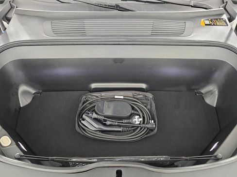 Used 2024 Rivian R1S Adventure AWD/4WD image 14
