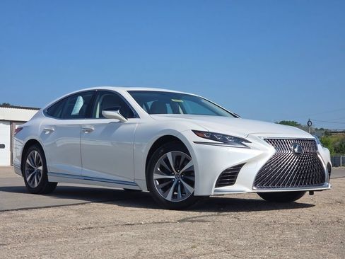 Used 2018 Lexus LS 500 AWD image 2