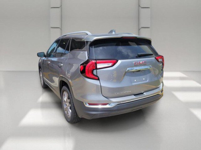Used 2024 GMC Terrain SLT FWD image 5