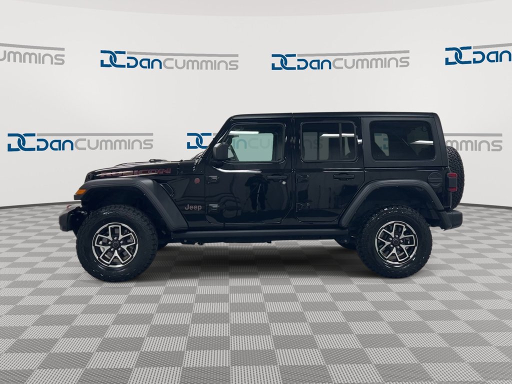 Used 2024 Jeep Wrangler Unlimited Rubicon AWD/4WD image 5