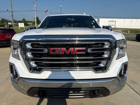 Used 2019 GMC Sierra 1500 SLT w/ SLT Premium Plus Package AWD/4WD image 3