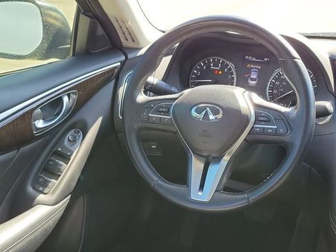 Used 2018 INFINITI Q50 Luxe AWD/4WD image 24