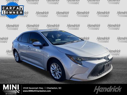 Used 2022 Toyota Corolla LE image 1