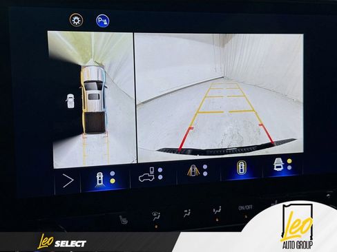 Used 2024 Chevrolet Colorado ZR2 w/ Technology Package image 14