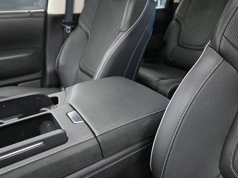 Used 2025 INFINITI QX80 Luxe RWD image 14