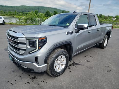 Certified 2023 GMC Sierra 1500 SLE w/ Preferred Package AWD/4WD image 4