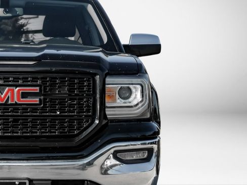 Used 2018 GMC Sierra 1500 SLT w/ Texas SLT Premium Package AWD/4WD image 47