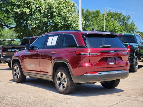 Certified 2023 Jeep Grand Cherokee 4WD 4xe w/ Luxury Tech Group II image 5