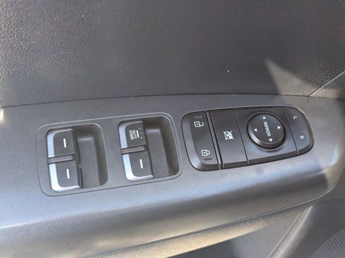 Used 2018 Kia Sportage LX image 22