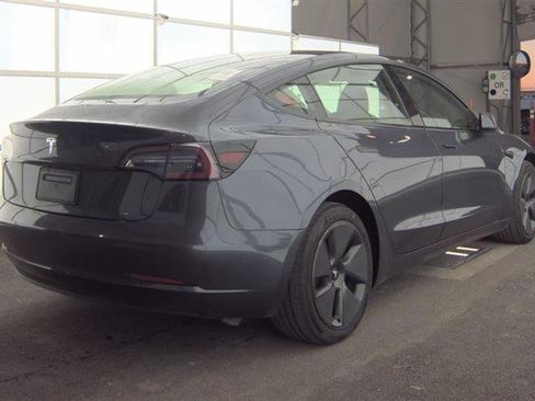 Used 2023 Tesla Model 3 Standard Range image 10