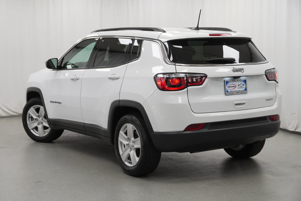 Used 2022 Jeep Compass Latitude FWD image 17