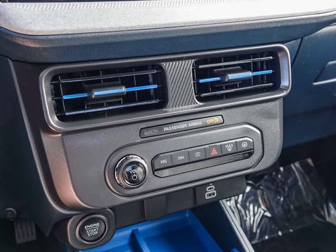 Used 2025 Ford Maverick XLT w/ Equipment Group 302A image 21