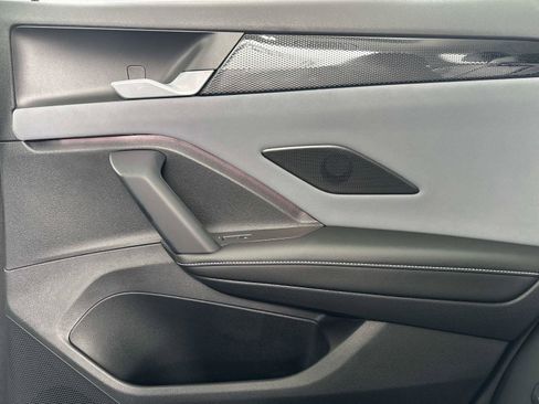 New 2026 Volkswagen Tiguan SE image 15