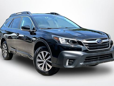 Used 2022 Subaru Outback Premium AWD/4WD image 3