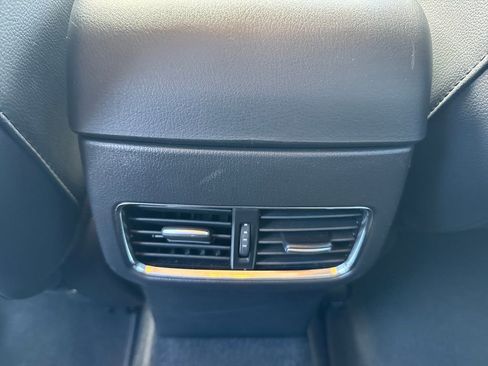 Used 2025 MAZDA CX-5 AWD 2.5 S w/ Preferred Package image 16