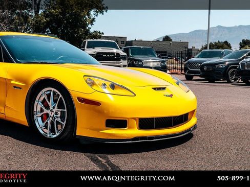 Used 2009 Chevrolet Corvette Z06 w/ Preferred Equipment Group RWD image 10