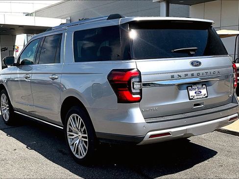 Used 2024 Ford Expedition Max Limited AWD/4WD image 3