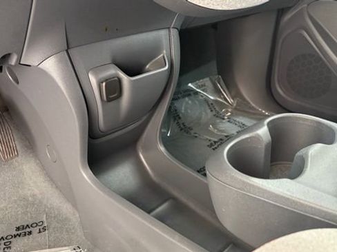 Used 2019 Chevrolet Bolt LT image 36