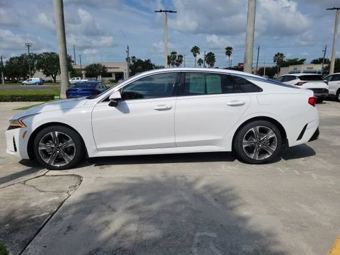 Used 2024 Kia K5 EX w/ EX Premium Package FWD image 3