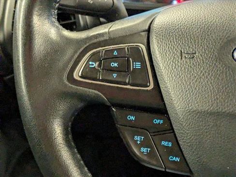 Used 2020 Ford EcoSport SE w/ SE Convenience Package image 12