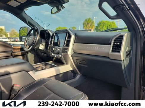 Used 2022 Ford F350 Lariat AWD/4WD image 7