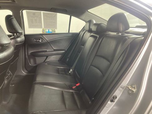 Used 2016 Honda Accord EX-L image 16