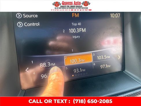 Used 2020 Nissan Pathfinder SL AWD/4WD image 48
