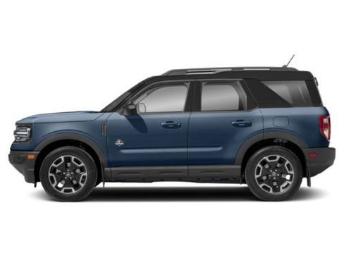 Used 2024 Ford Bronco Sport Outer Banks w/ Tech Package AWD/4WD image 2
