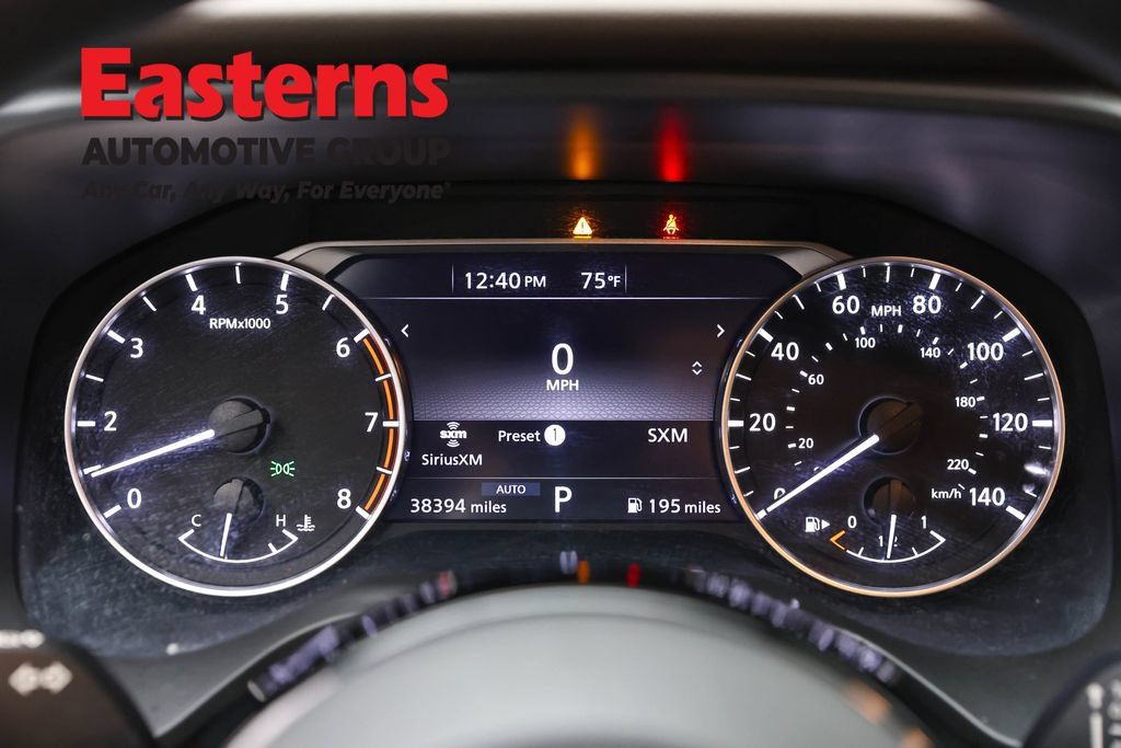 Used 2023 Nissan Rogue SV AWD/4WD image 17