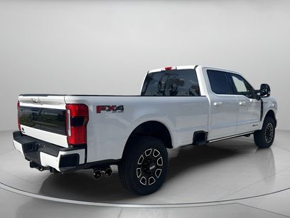 New 2026 Ford F250 Platinum w/ FX4 Off-Road Package
