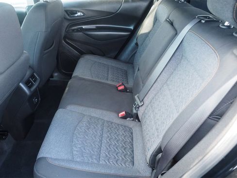 Used 2022 Chevrolet Equinox LT image 19