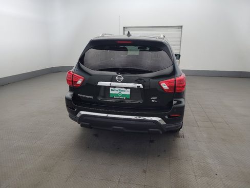 Used 2019 Nissan Pathfinder SL AWD/4WD image 7